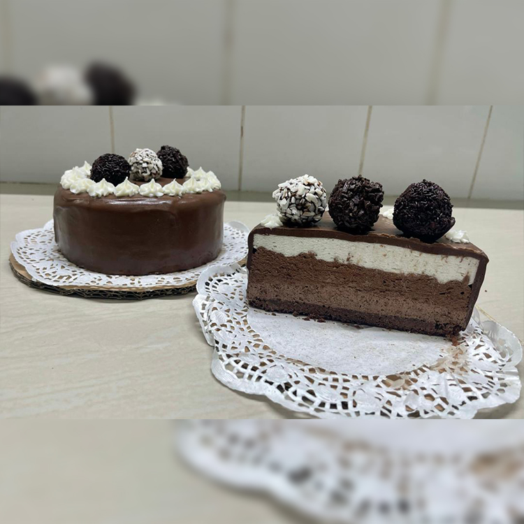 Tarta tres chocolates